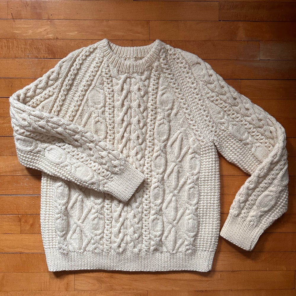 Women’s Cream Cable Knit Sweater